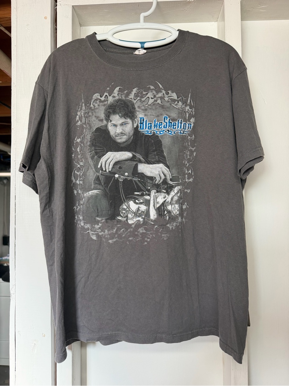 2009 Blake Shelton Charcoal Short Sleeve Tour Shirt Anvil XL Good Condition